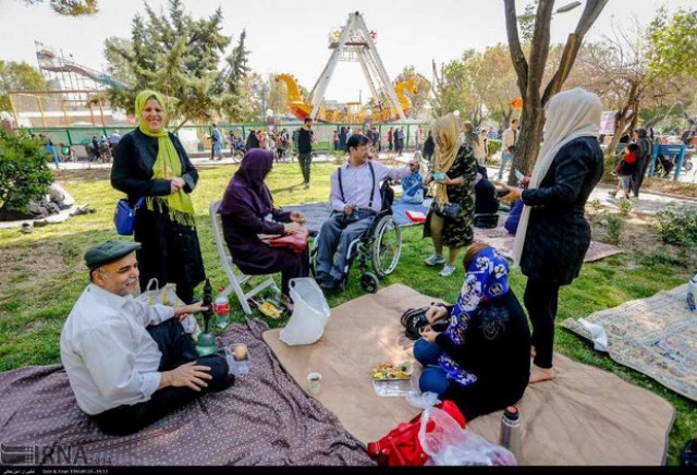 3 هزار توان یاب شهر تهران در بوستان 22 بهمن عیددیدنی کردند