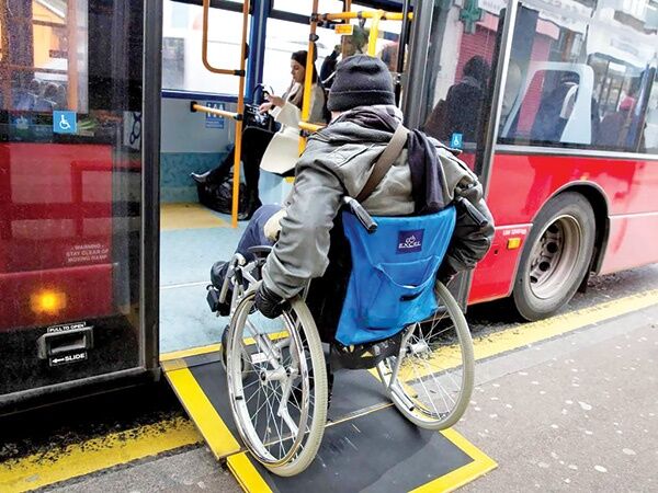 توسعه حمل و نقل ویژه معلولان نیازمند حمایت همه جانبه است