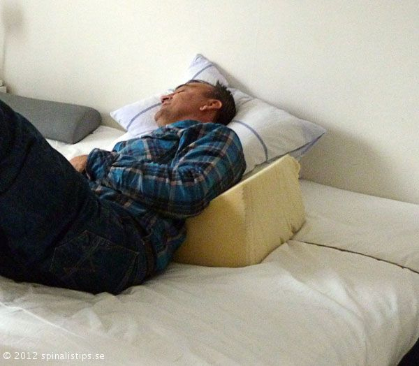 تشکچه گوه ای شکل ، مناسب سازی شده برای پیشگیری از زخم فشاری